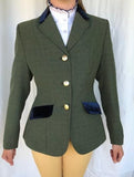 Olive Show Hunter With Navy Trims Childrens (030)