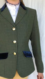 Olive Show Hunter With Navy Trims Childrens (030)